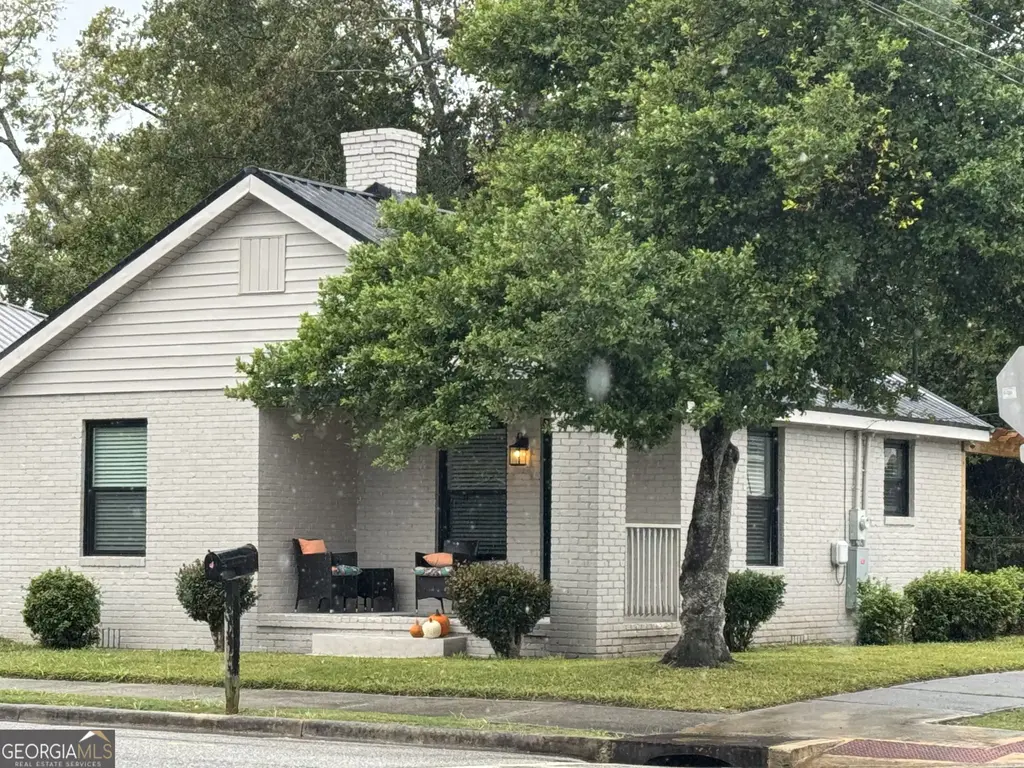 339 N Gray Street, Millen