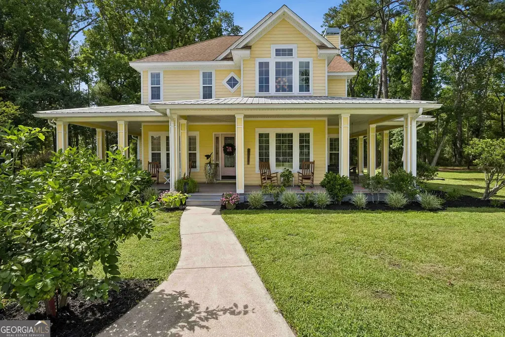 706 Hopewell Point Road, White Oak