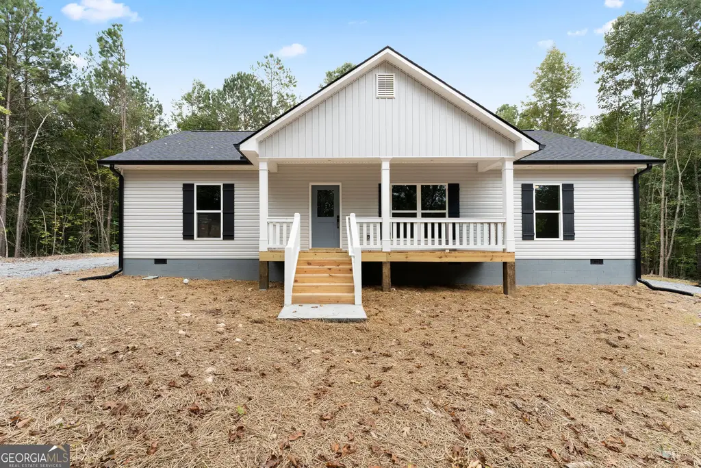 160 Wyatt Way, Summerville