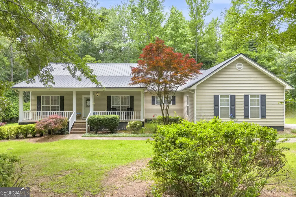 163 Tuxedo Drive, Commerce
