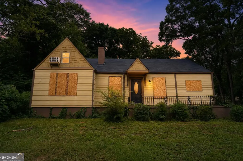 3426 Glenwood Road, Decatur