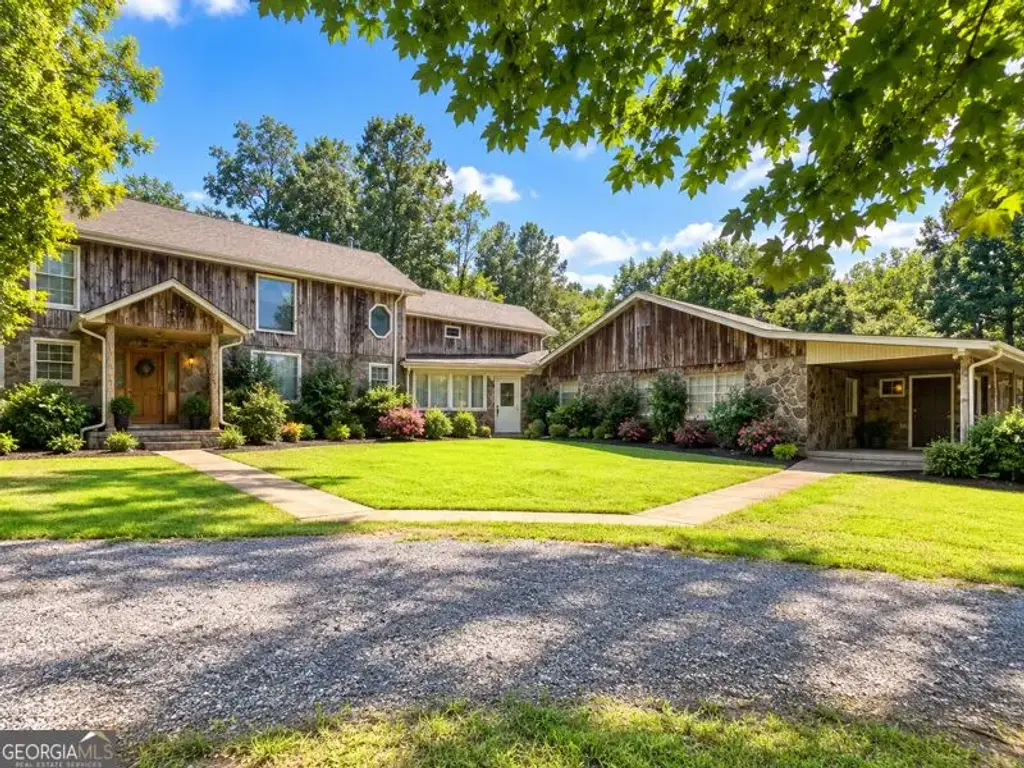 220 Ennis Road, Barnesville