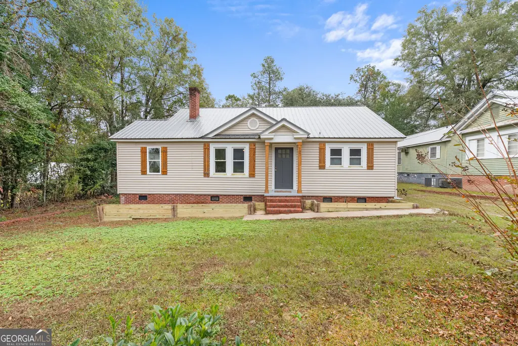 107 Dixie Avenue, Sylvania