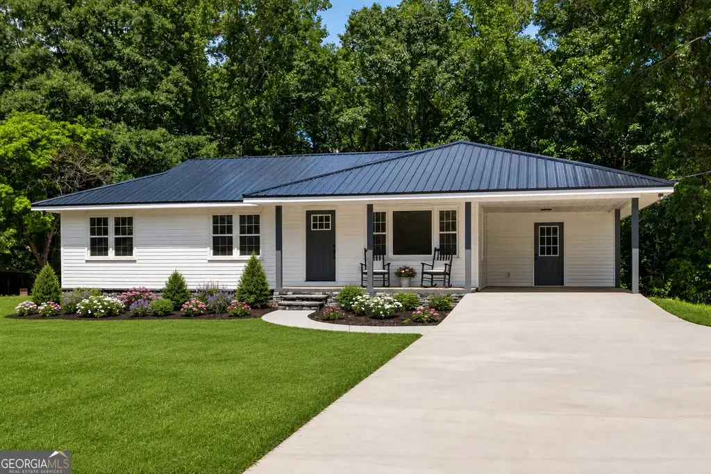 239 Wilcox Road, Lagrange