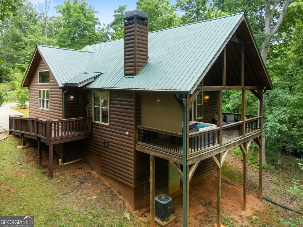 265 Maple Ridge Drive, Cleveland