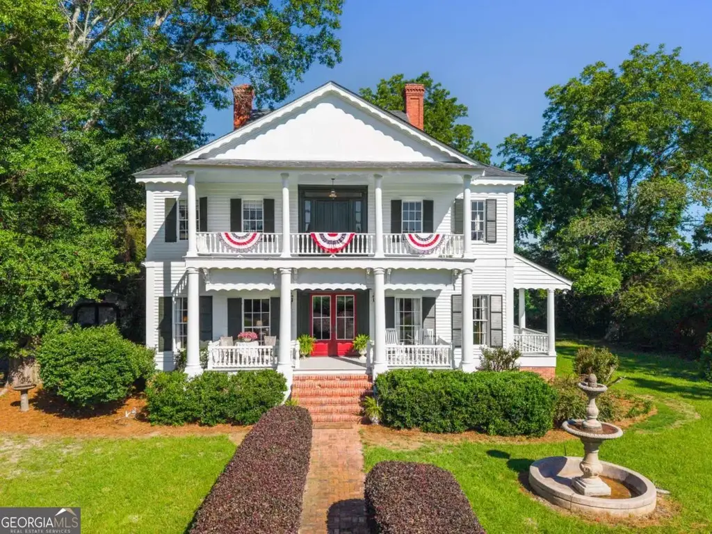 8075 Lakeview Road, Statesboro