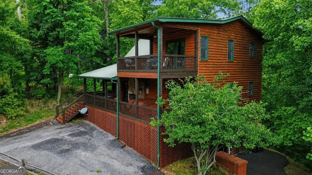 375 S Dream Catcher, Blue Ridge