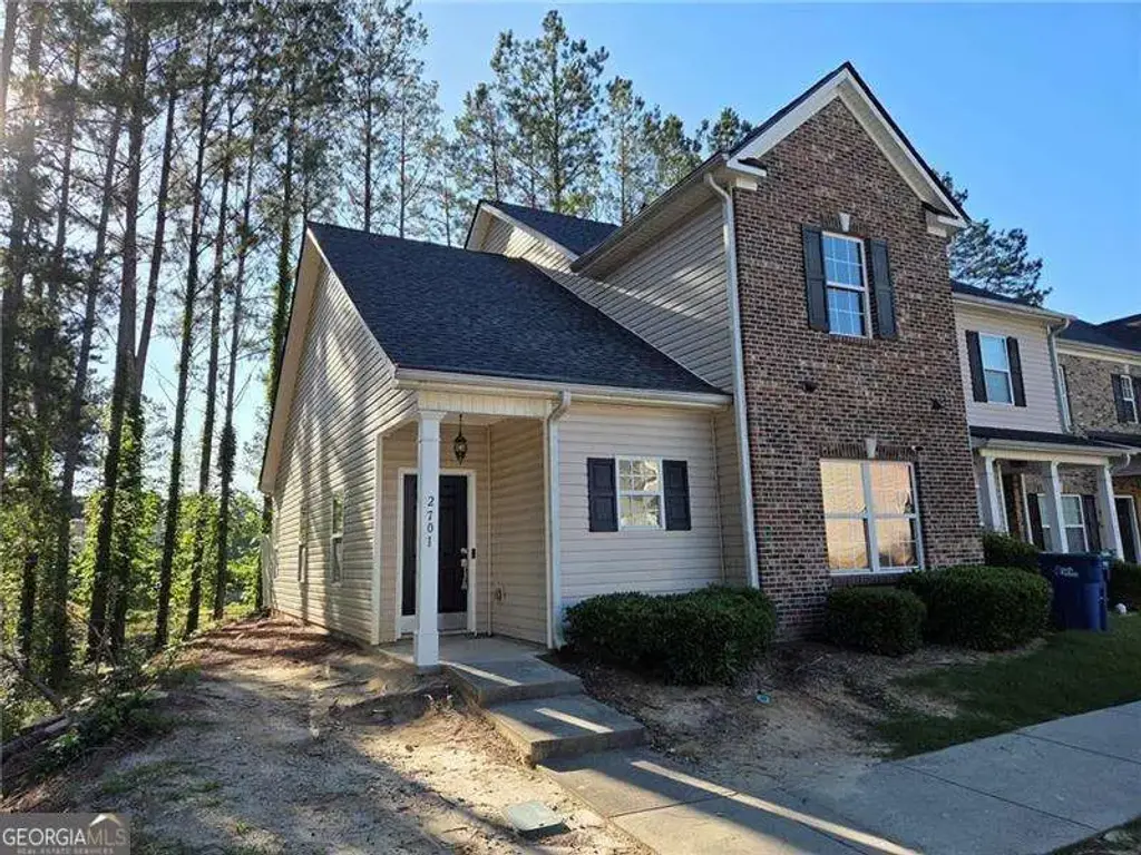 2555 Flat Shoals Road 2701, Atlanta