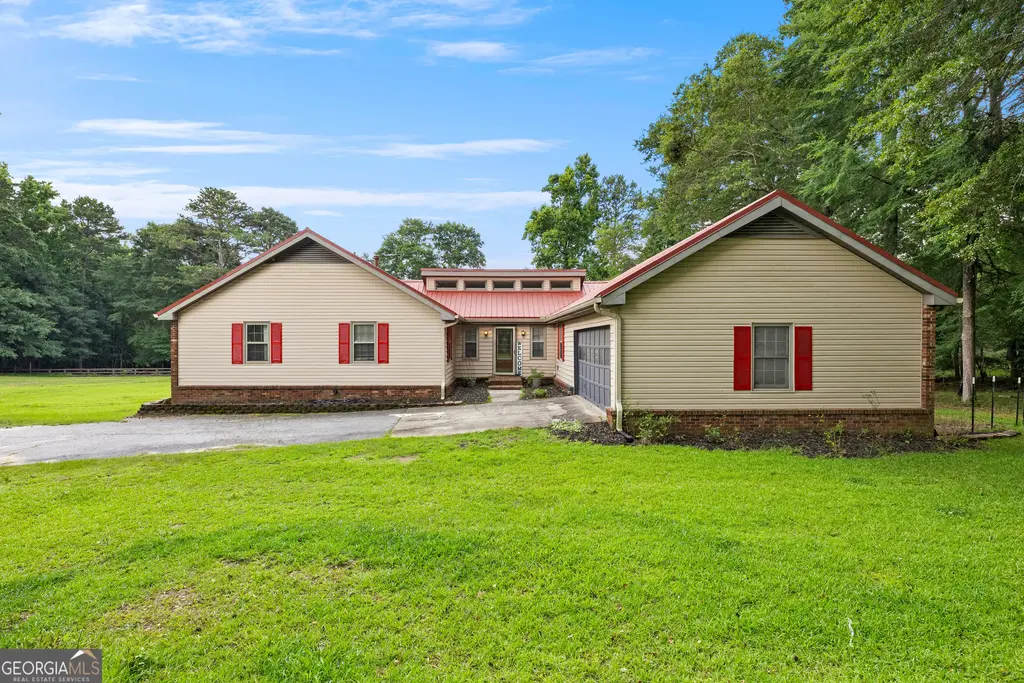 217 Lynn Drive, Fayetteville