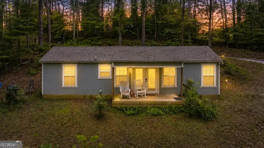 575 Hidden Valley Drive, Demorest