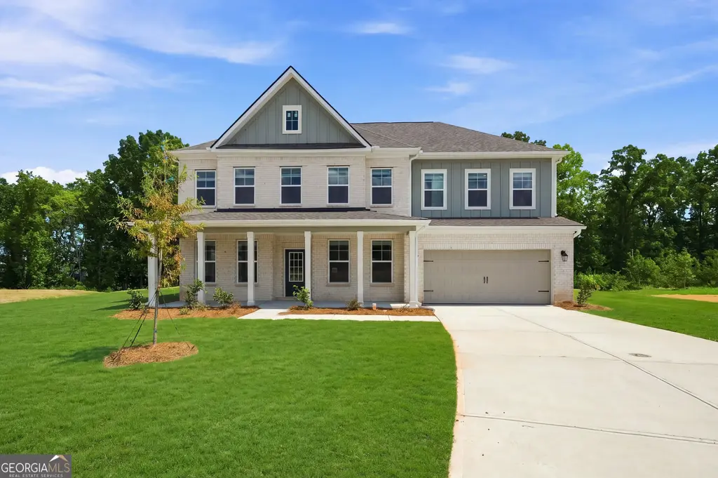 608 Button Grove, Hampton