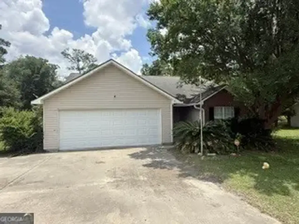 64 Edinburgh Drive, Tifton