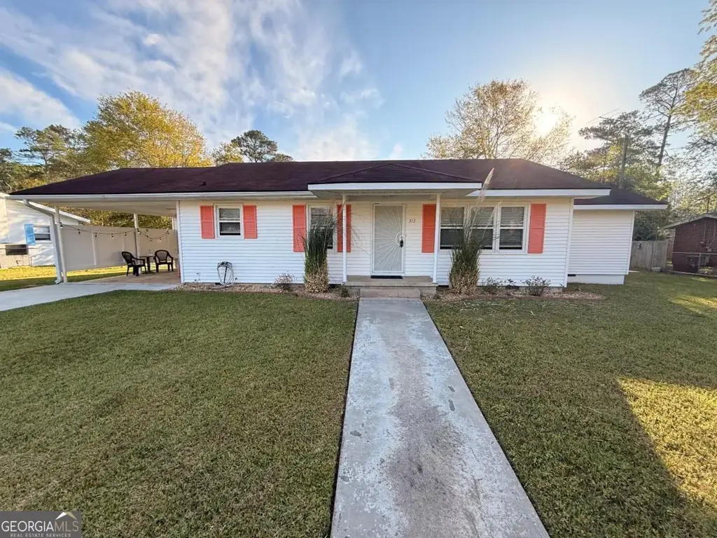 313 Forrest Avenue, Adel