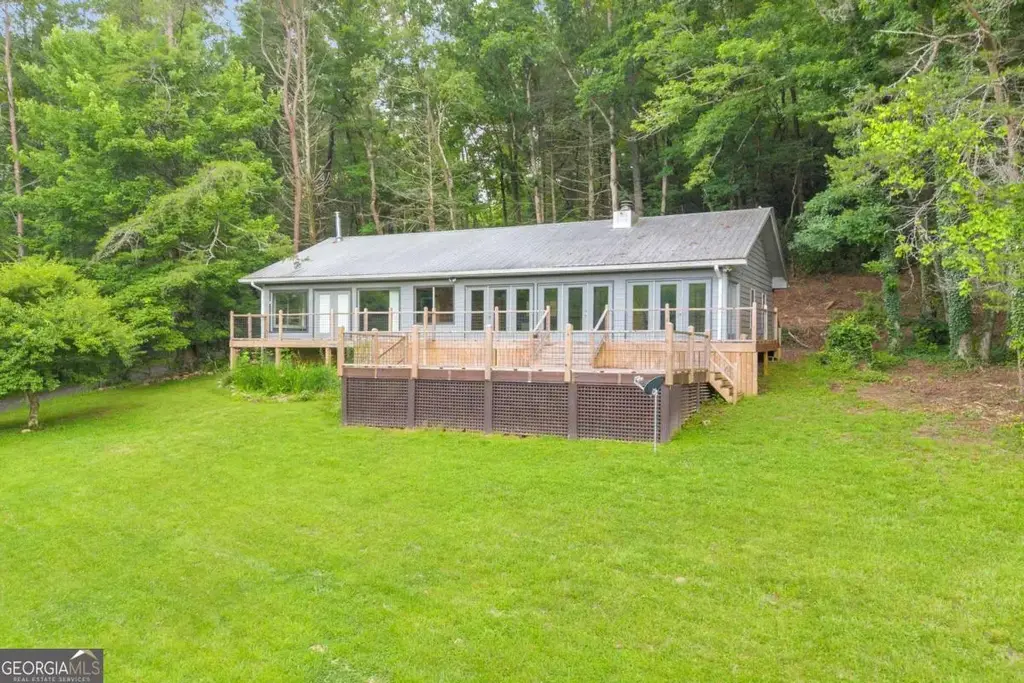 110 Wilderness End, Clarkesville
