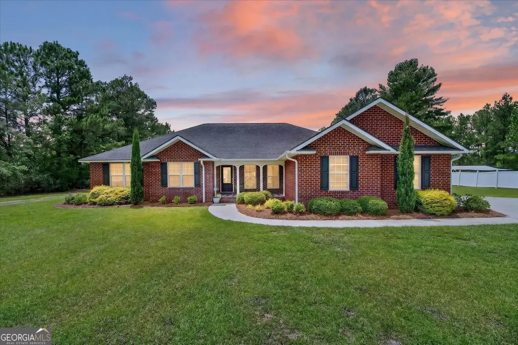 176 Ne Cathy Lane, Ludowici