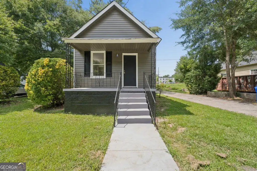 108 3rd Street, Monroe