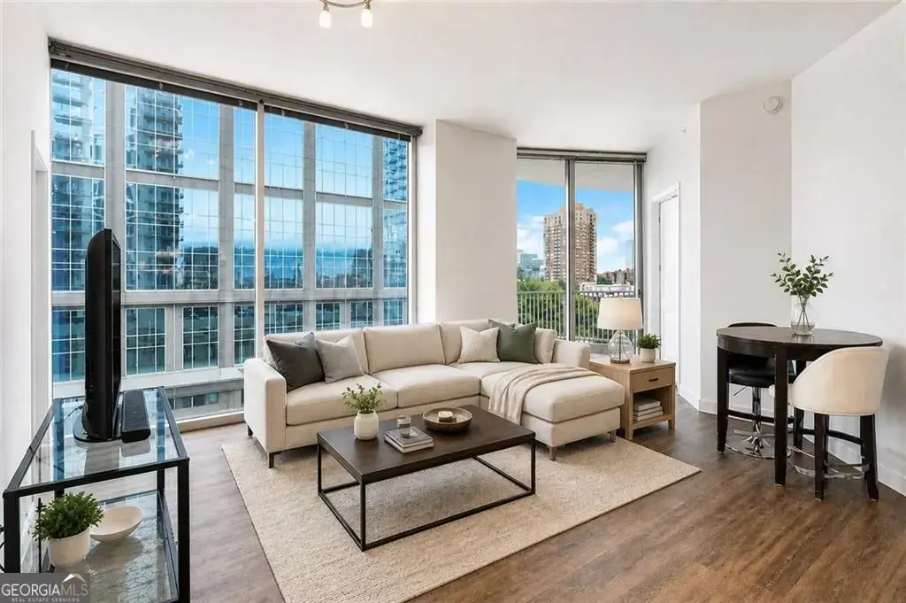 400 W Peachtree Street Nw 806, Atlanta