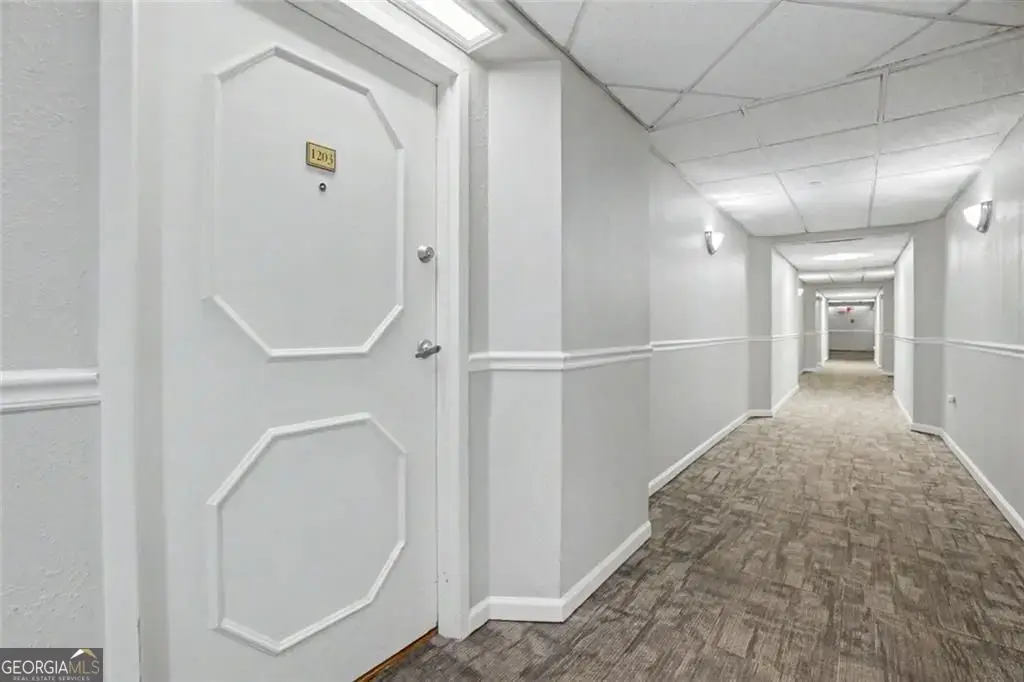 2479 Peachtree Road Ne #1203, Atlanta