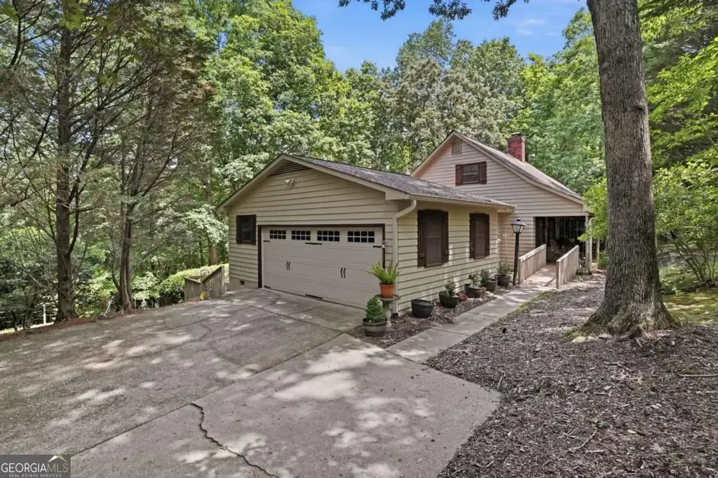 988 Woodland, Sautee Nacoochee