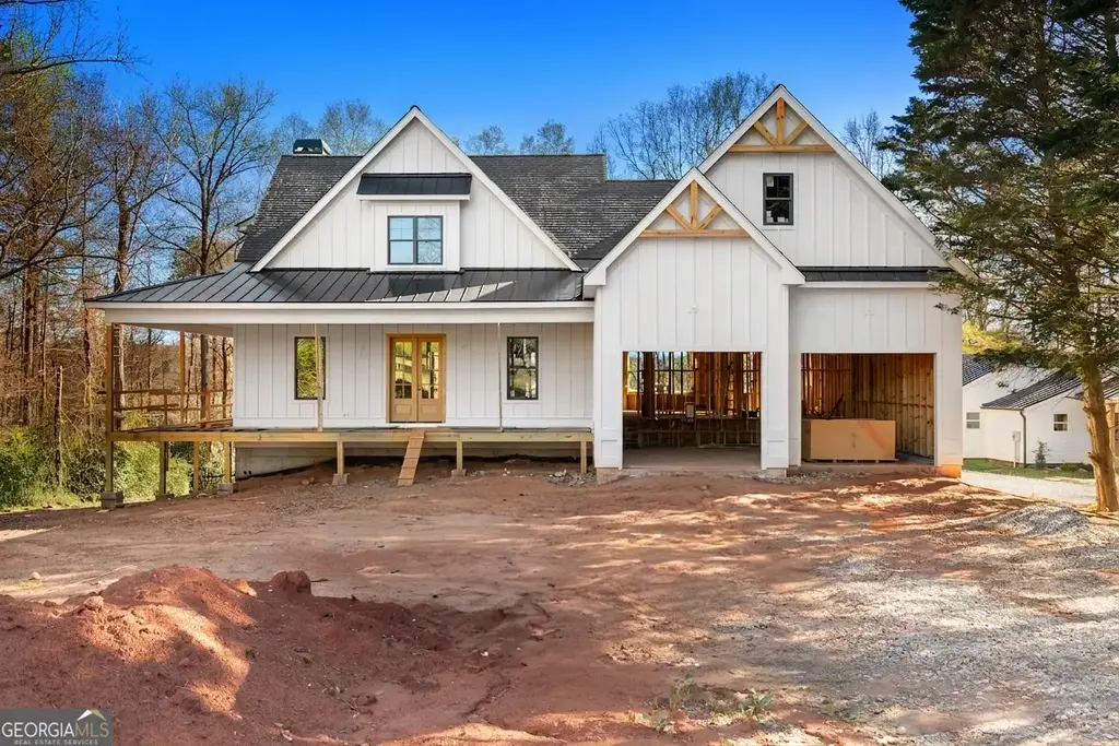 202 Cherry Rose Lane, Hartwell