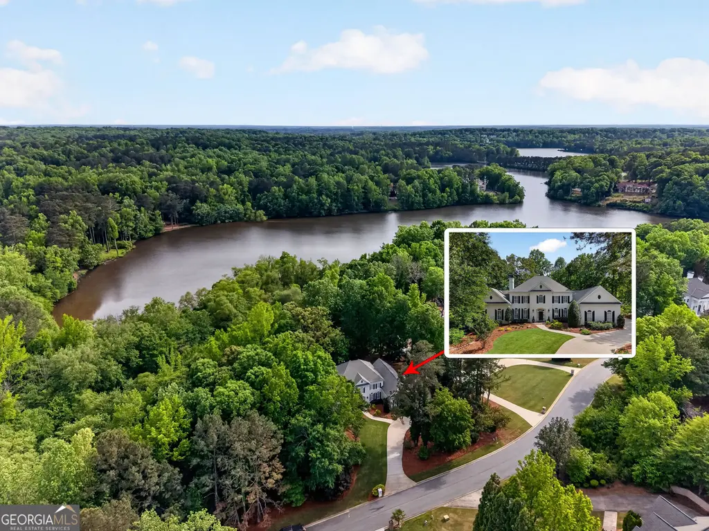 246 Smokerise Trace, Peachtree City