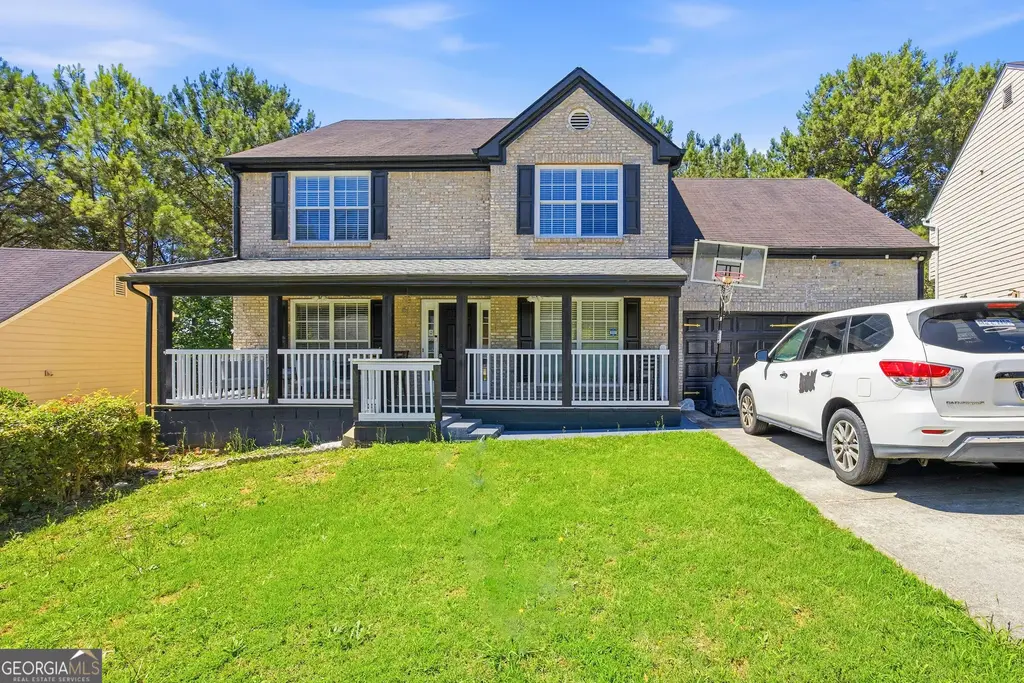 595 Castlebrooke Drive, Lawrenceville