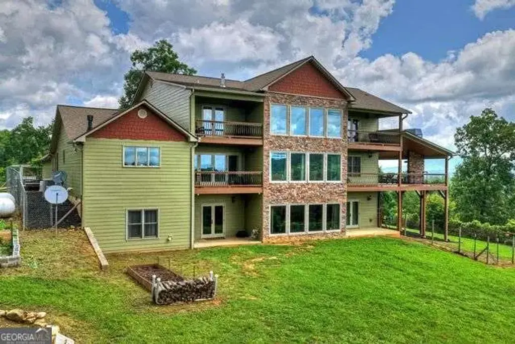 384 Dean Road, Mineral Bluff