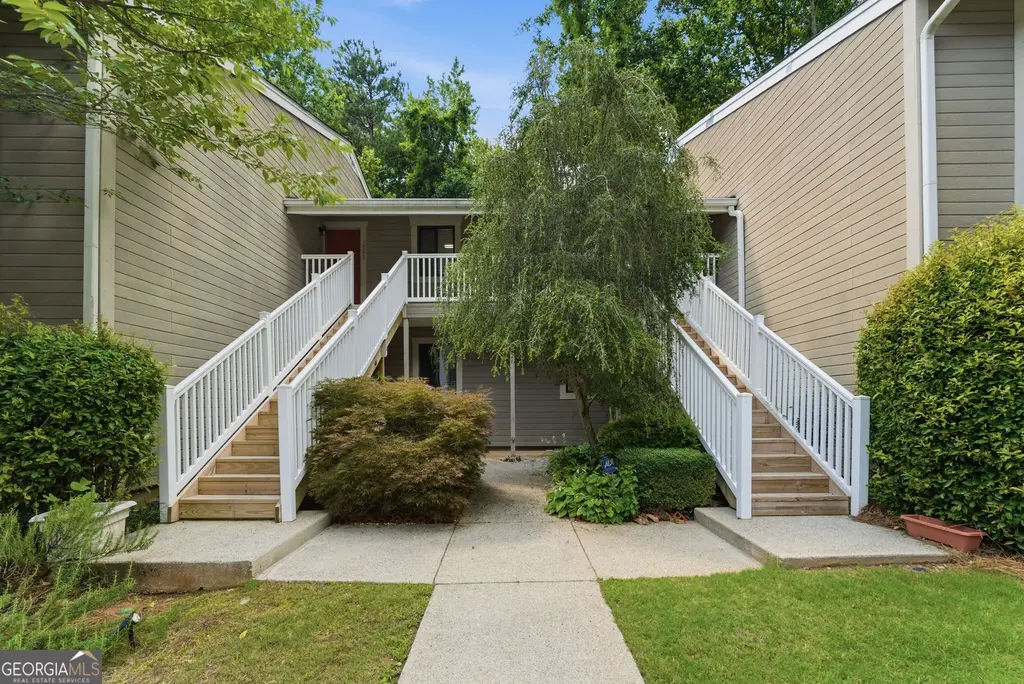 2893 Torreya Way Se, Marietta