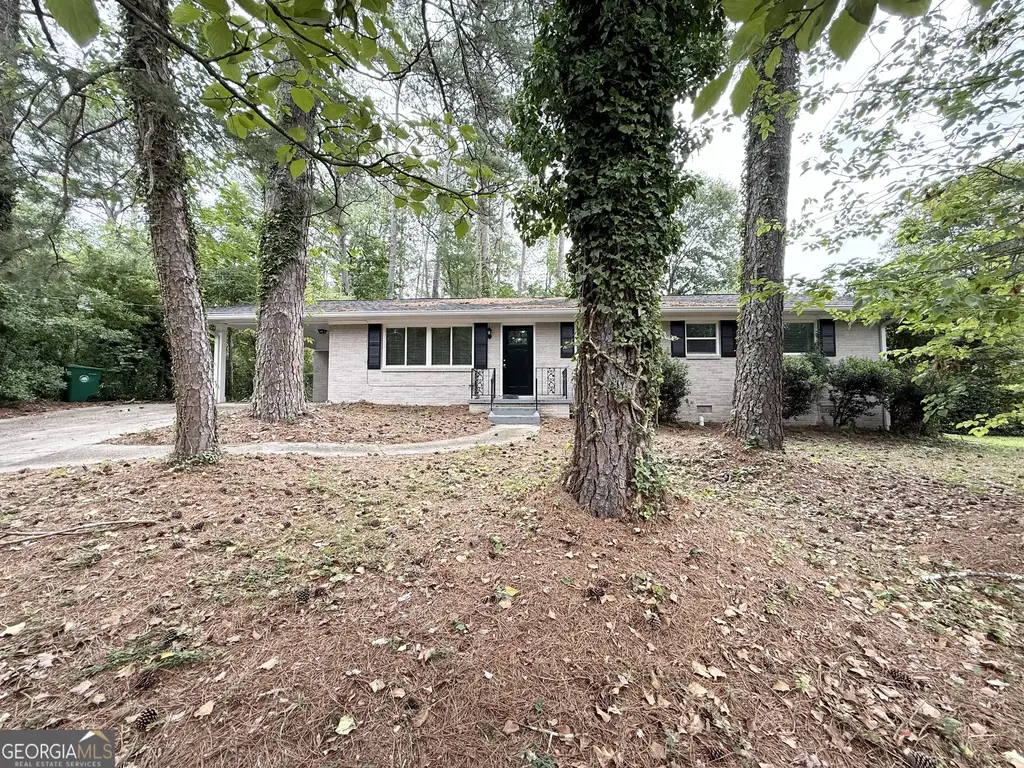2192 Kilarney Road, Decatur
