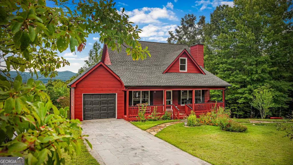 132 New Berry Street, Ellijay