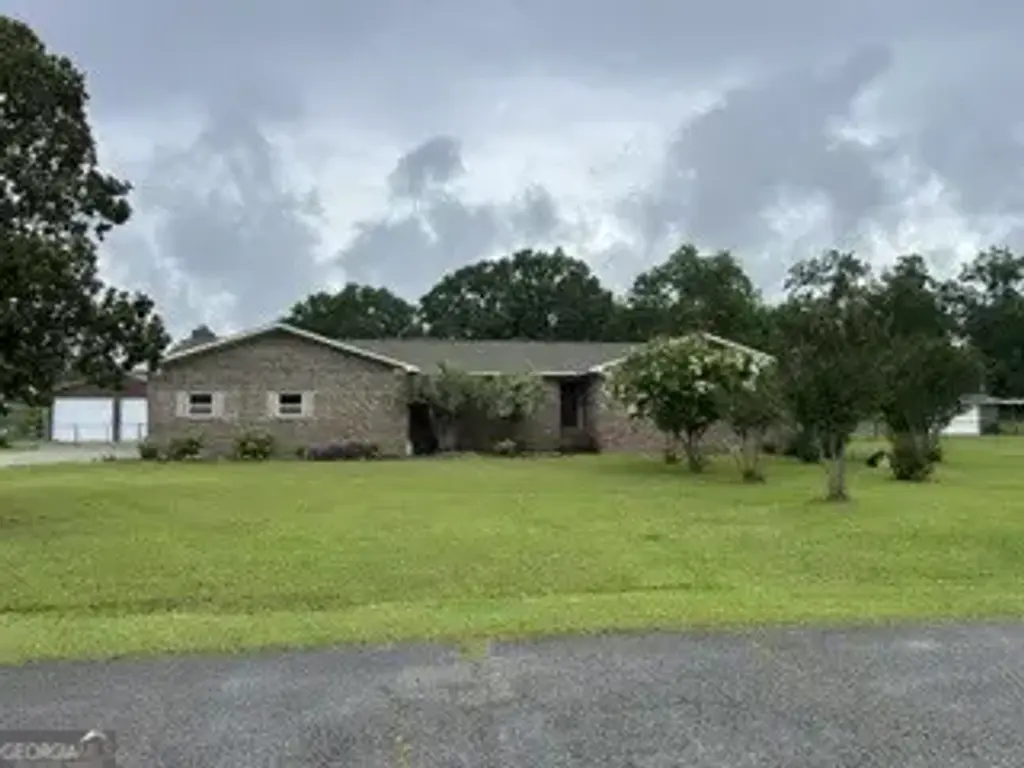 3693 Holly Place, Macon
