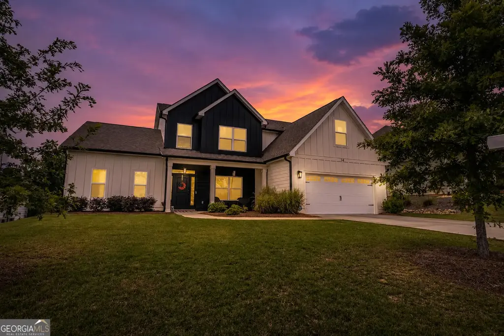 14 Dayton Way, Sharpsburg