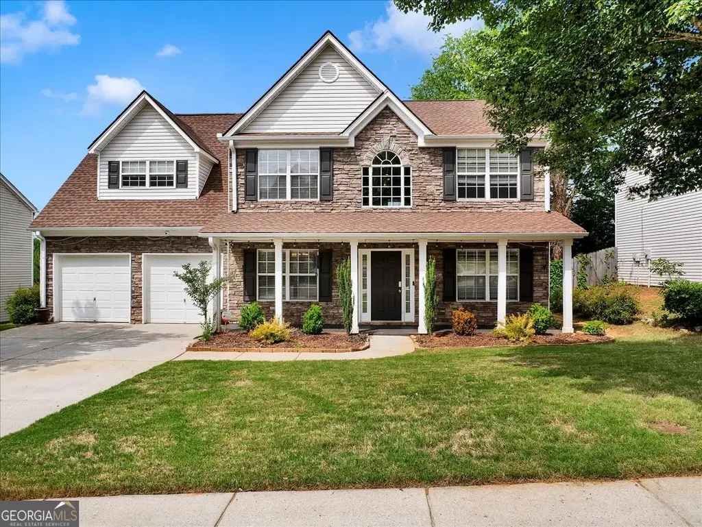 3725 Crescent Walk Lane, Suwanee