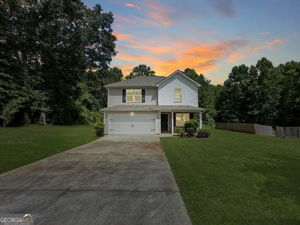 160 Deerfield Trace, Barnesville