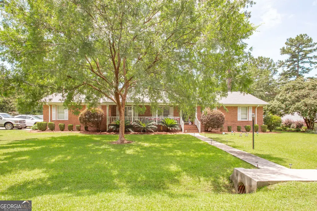 1249 Riverdale Drive, Waycross