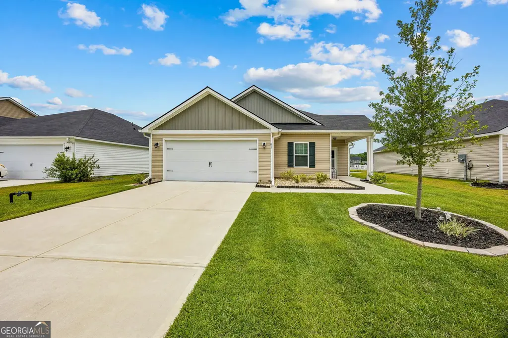 81 Hayden Drive, St. Marys