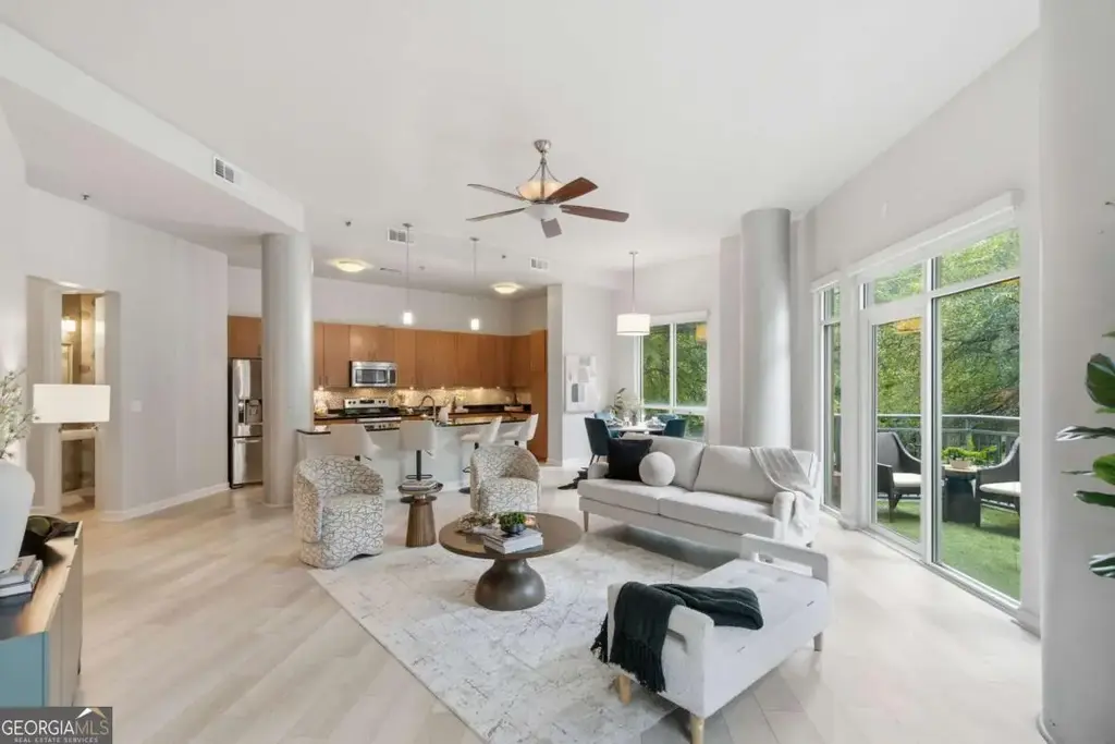 711 Cosmopolitan Drive Ne 107, Atlanta