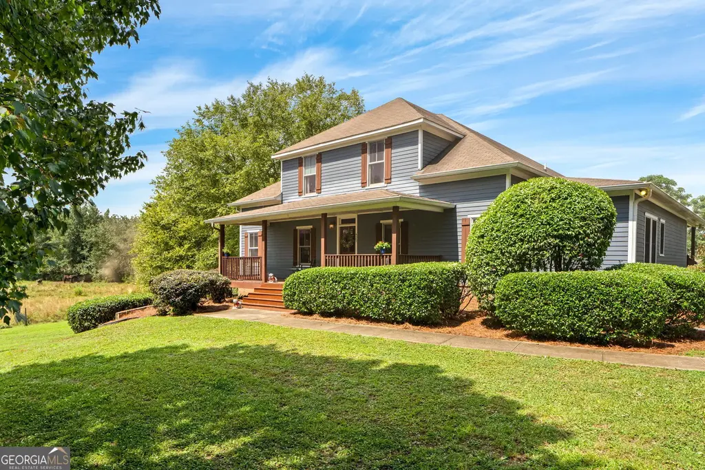 425 Oak Grove Road, Athens