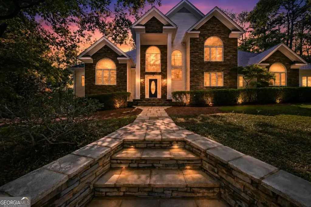 1001 Shoal Creek Court, Greensboro