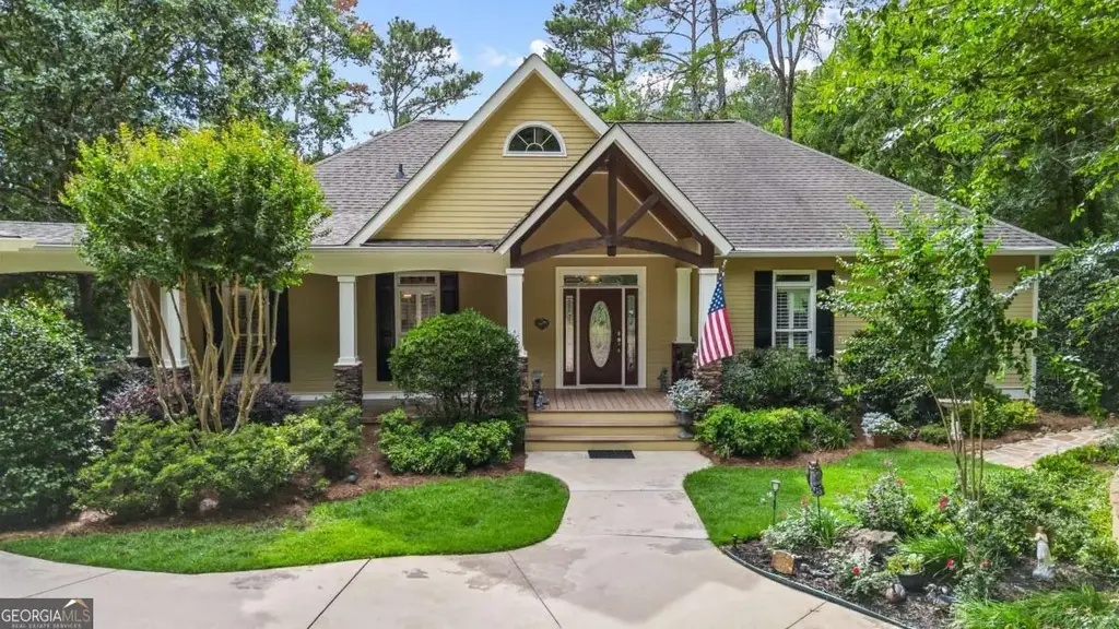 1151 Shoulder Bone Circle, Greensboro