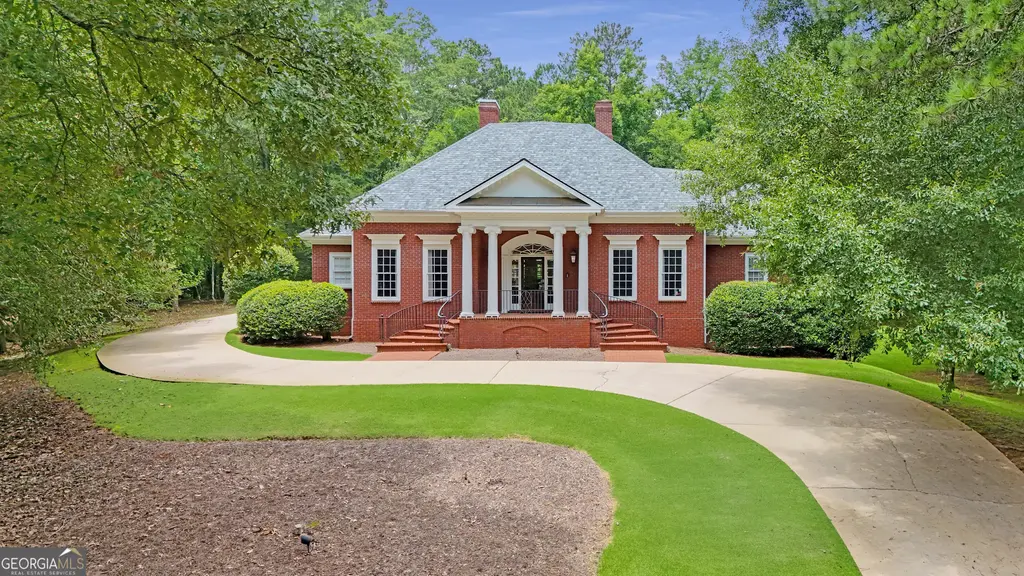 103 Woodchase Drive, LaGrange