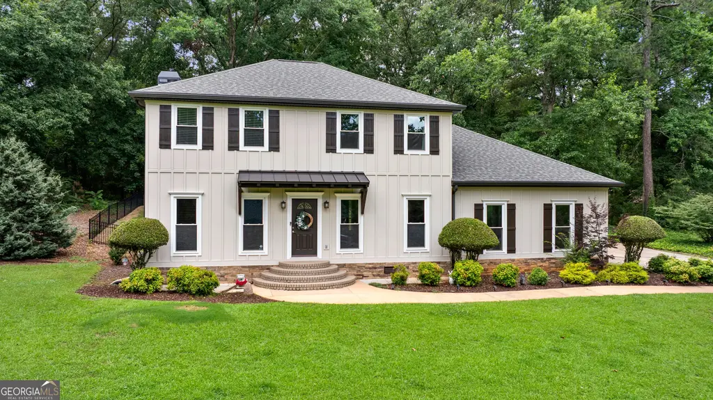 6 Canongate Trace, Sharpsburg