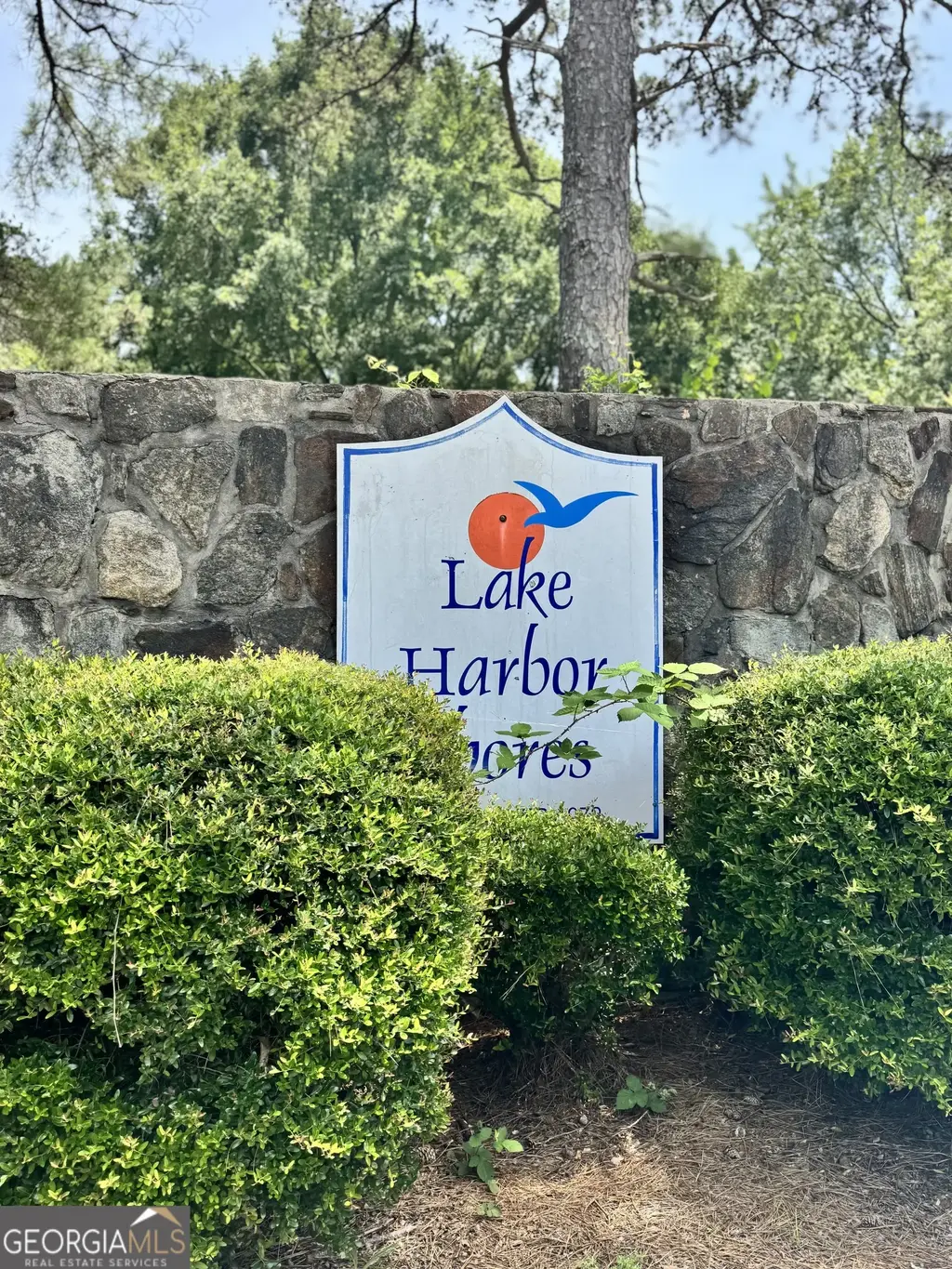 1469 Lakeside Trail, Martin