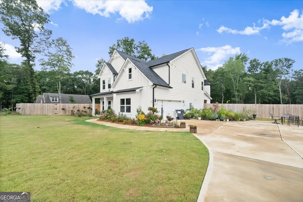 4947 Emory Griffin Road, Gillsville
