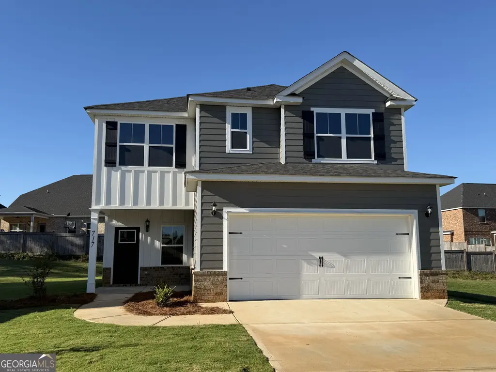 717 Lindsey Brooke Trace, Bonaire