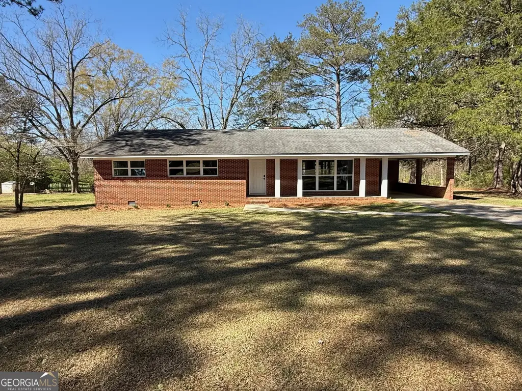 4005 E Hwy 85, Manchester