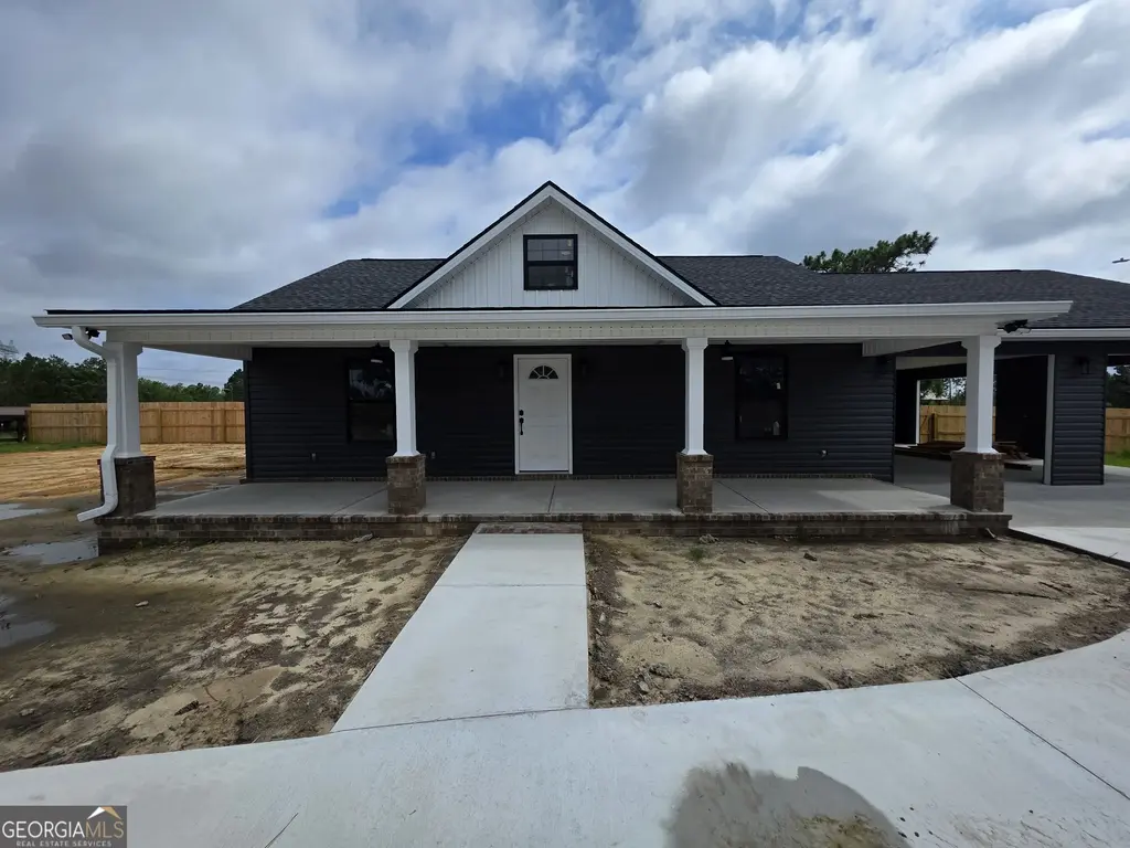 27 Elmwood Lane, Baxley
