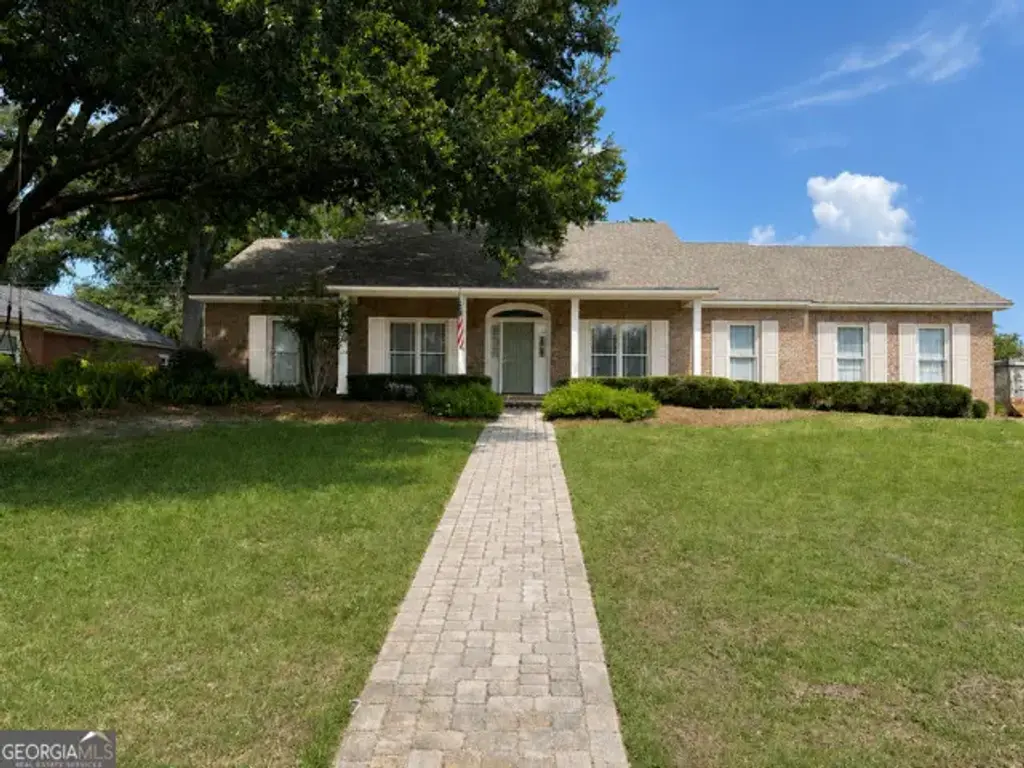 5 Ridgeview Circle, Valdosta