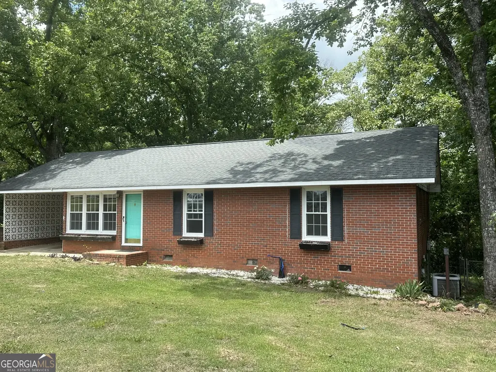 6899 Scenic Heights, Manchester