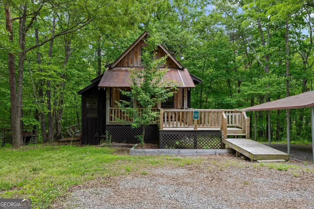 65 Rocky Top Trail, Trenton